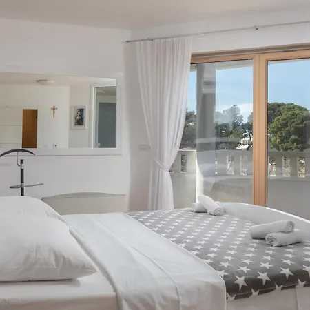 Apartment Luxury Green Beach Makarska